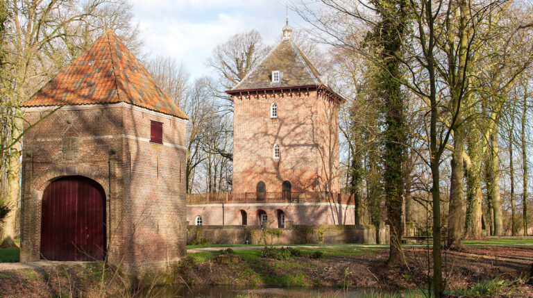 Foto van Albert Speelman Collectie Rijksdienst voor het Cultureel Erfgoed objectnummer 13884 54764 copy 768x429