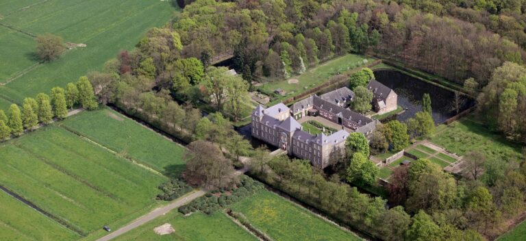 Heeze Exterieur 1 768x352