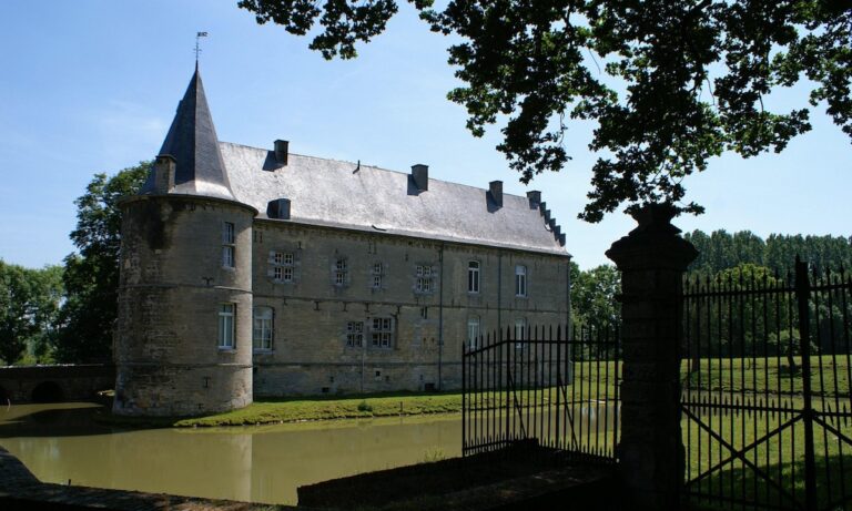 Landgoed Kasteel Rivieren CC Kasteelbeer copy 768x461