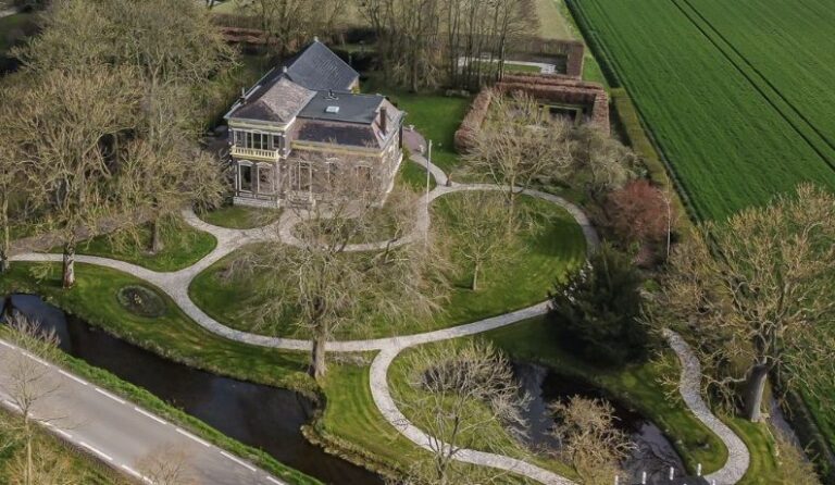 3 Rijksmonument met bijbehorende slingertuin 768x446